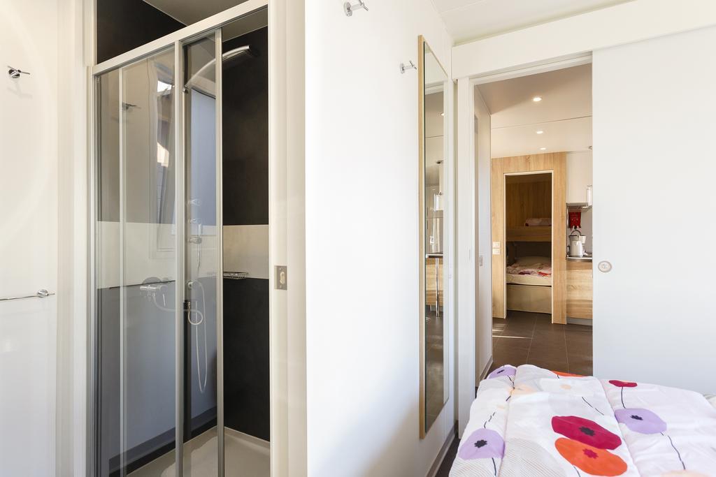 Mobile Homes Premium Vista Mare Park Umag By Camp4You Exteriér fotografie